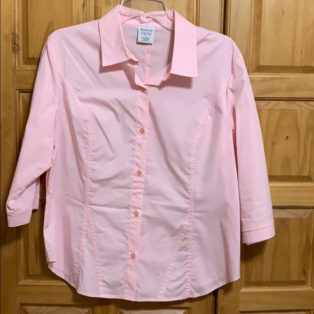 Pink button down blouse with 3/4 sleeve